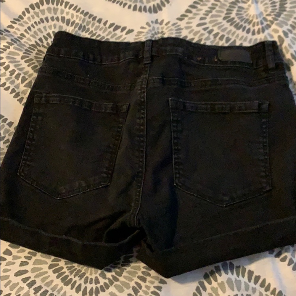 Shorts - Picture 2 of 2